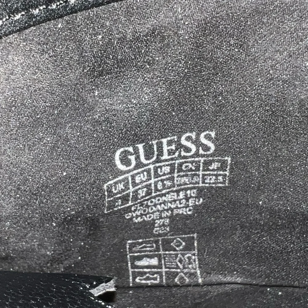 Guess Black Leather Gold Accent Lace Up Zip Moto Combat Ankle Boots Size 6.5 - Picture 13 of 13